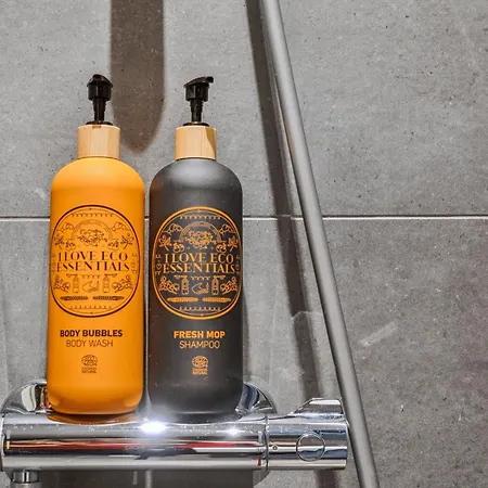 Fyrtojet - The Cheapest In Town Hotel *